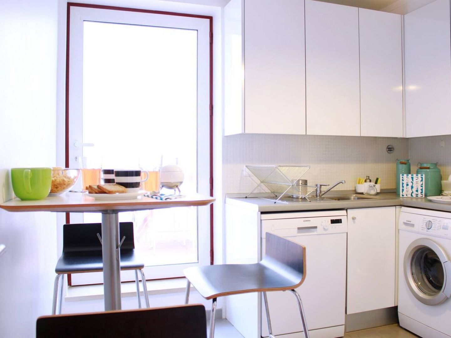 Joivy Modern 1-Bed Apt With Terrace, Moments From Sao Bento Palace Lissabon Buitenkant foto